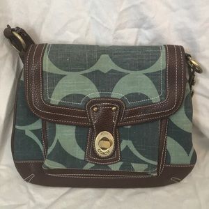 Shoulder bag